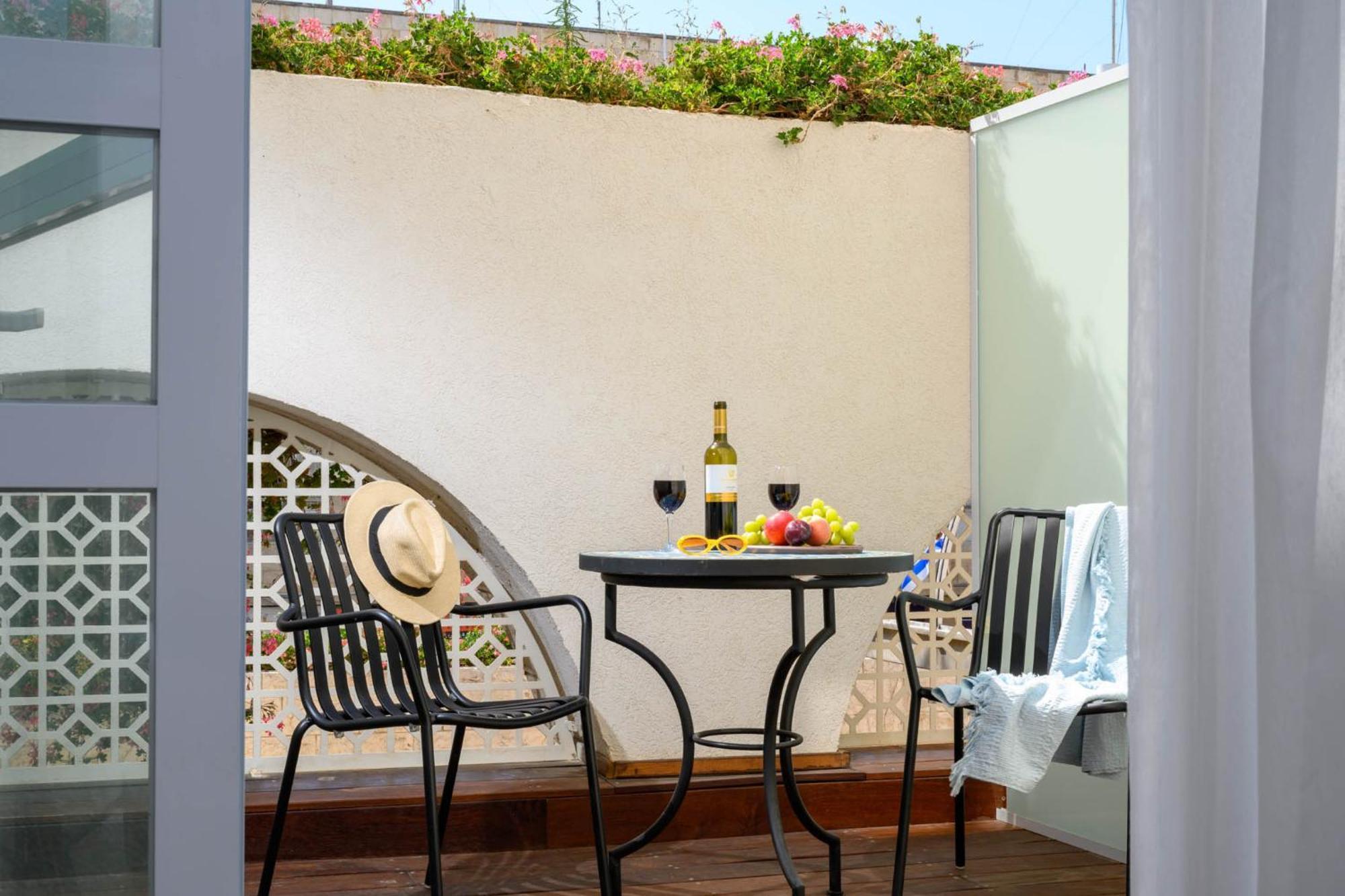 Deluxe Twin Room Balcony