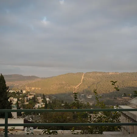 Khan Ein Karem Boutique Hotel-2